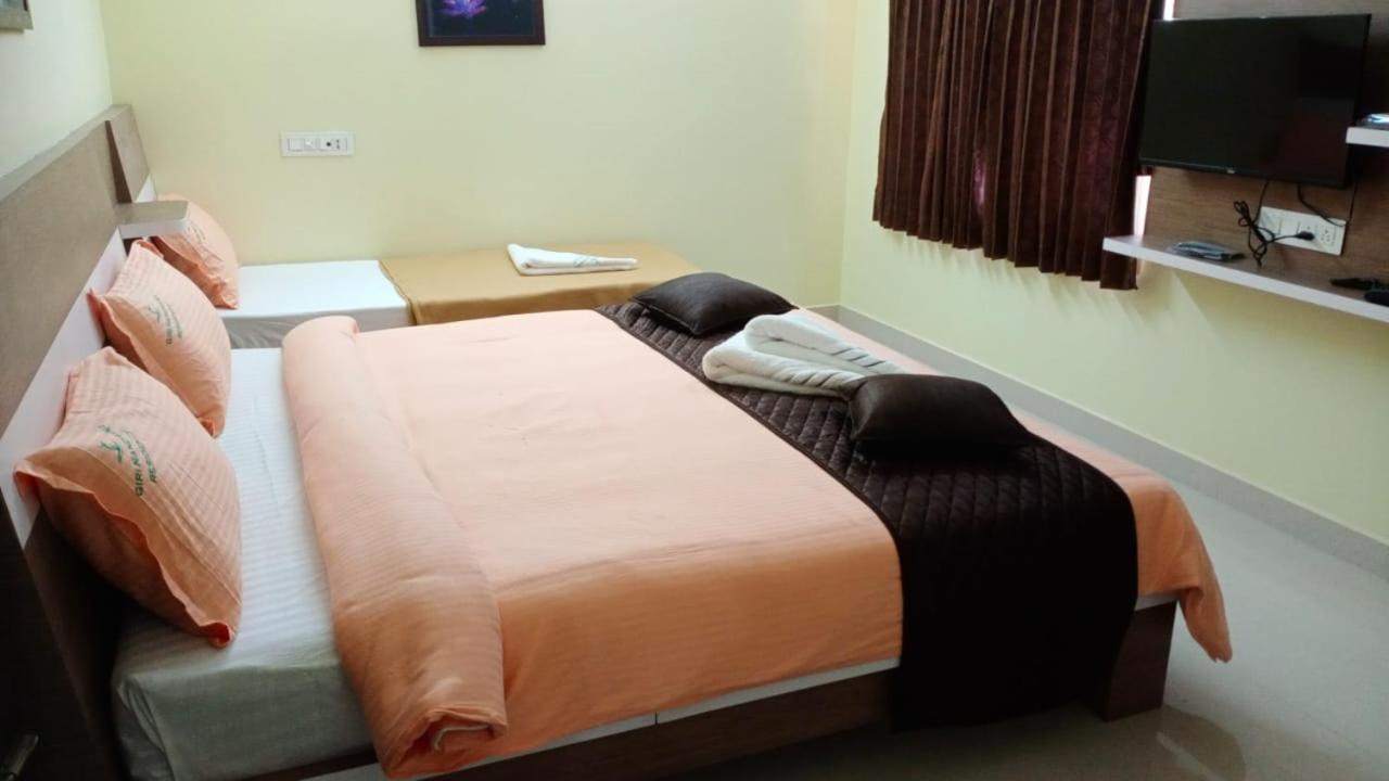Giri Nandhana Residency Yelagiri Eksteriør bilde